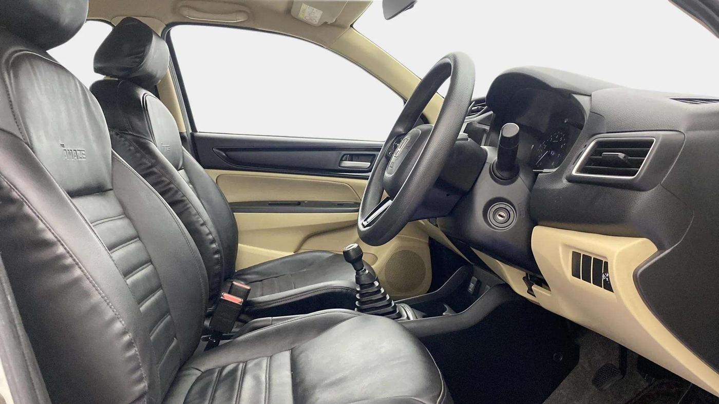 2021 Honda Amaze 1.2L I-VTEC S, Petrol, Manual, 17,621 km, Right Side Front Door Cabin