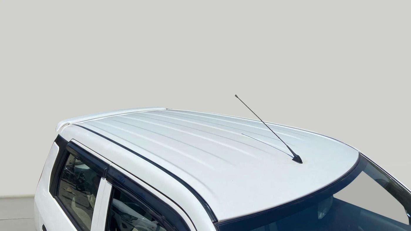 2021 Maruti New Wagon-R LXI CNG 1.0, CNG, Manual, 32,883 km, Roof