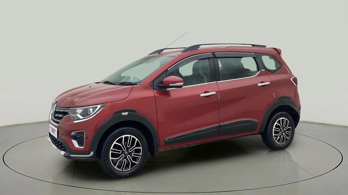 2020 Renault TRIBER RXZ AMT, Petrol, Automatic, 49,120 km, Left Front Diagonal
