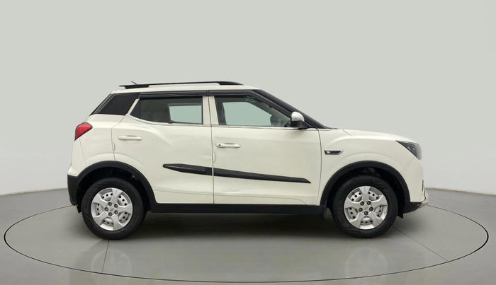 2022 Mahindra XUV300 W4 1.2 PETROL, Petrol, Manual, 19,311 km, Right Side View