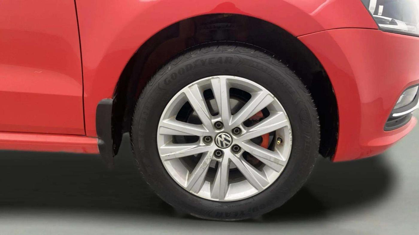 2016 Volkswagen Polo GT TSI AT, Petrol, Automatic, 74,217 km, Right Front Wheel