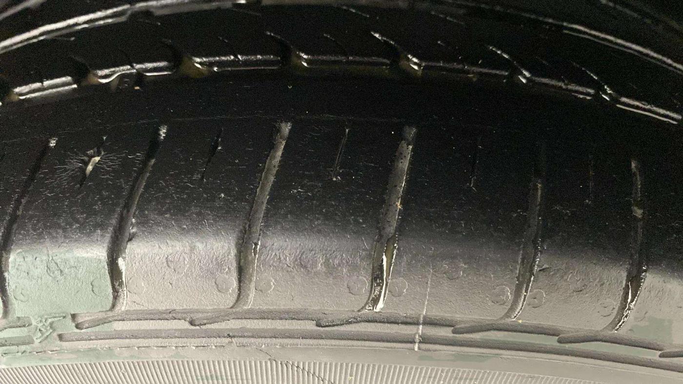 2016 Volkswagen Polo GT TSI AT, Petrol, Automatic, 74,217 km, Left Rear Tyre Tread