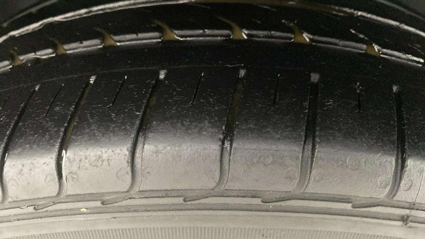 2016 Volkswagen Polo GT TSI AT, Petrol, Automatic, 74,217 km, Left Front Tyre Tread