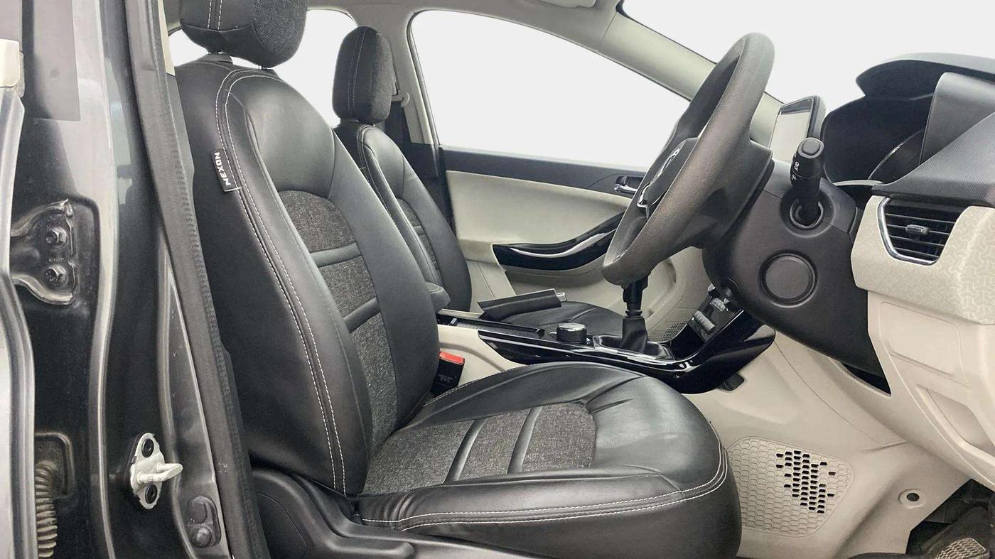 2021 Tata NEXON XZ PLUS DIESEL, Diesel, Manual, 34,297 km, Right Side Front Door Cabin