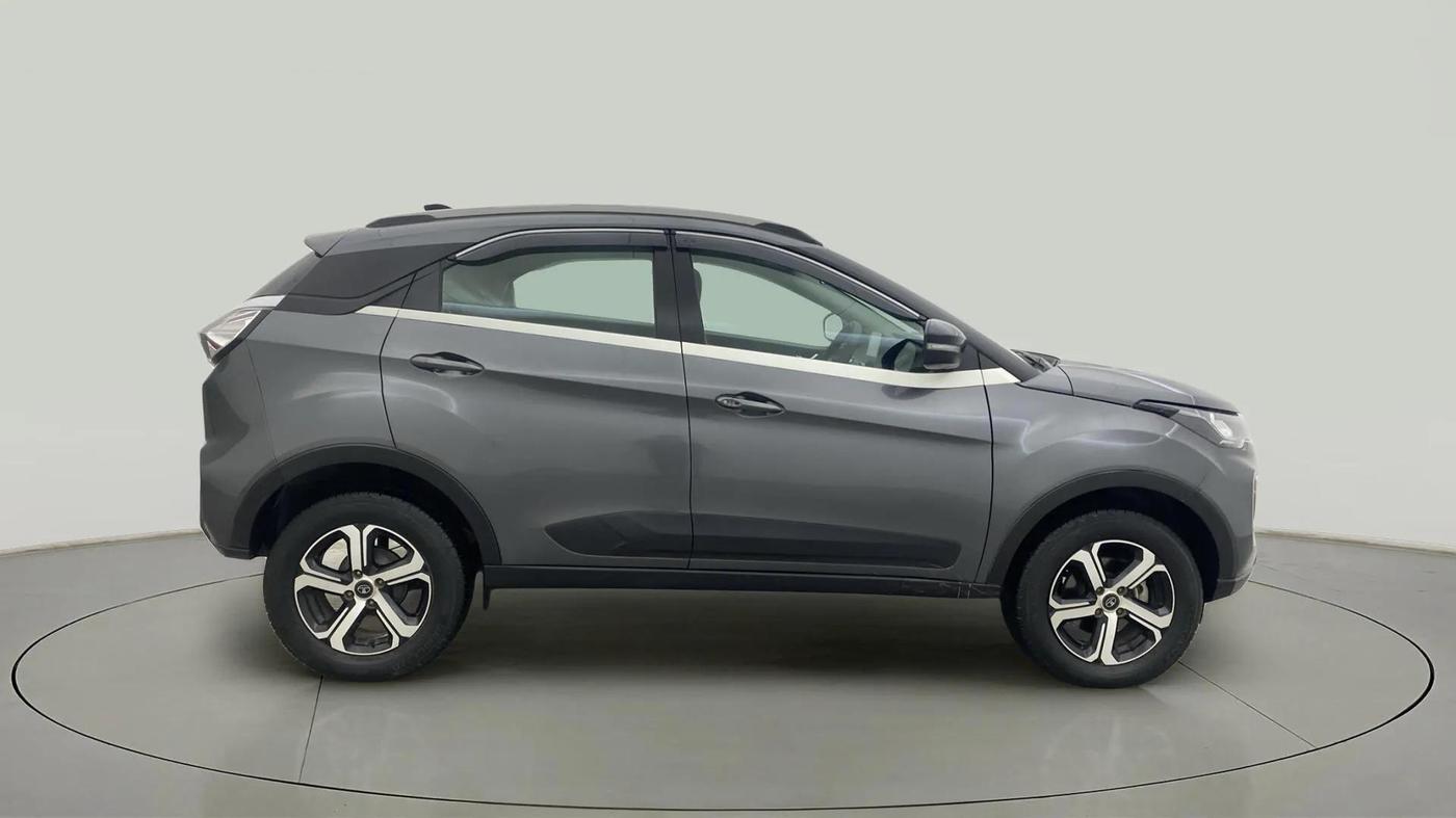 2021 Tata NEXON XZ PLUS DIESEL, Diesel, Manual, 34,297 km, Right Side View
