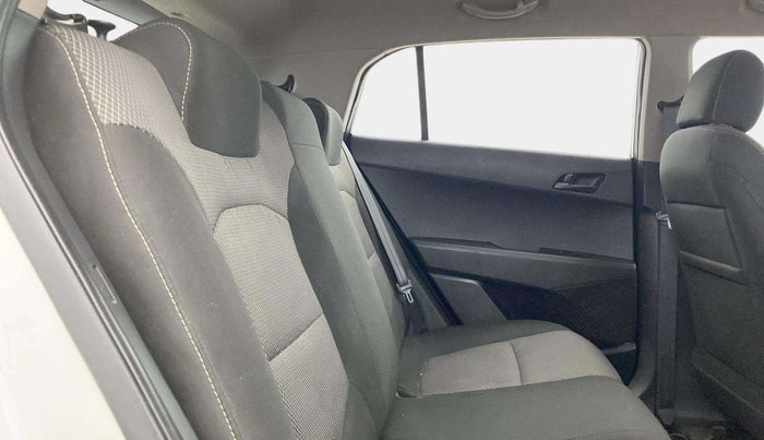 2017 Hyundai Creta E PLUS 1.6 PETROL, Petrol, Manual, 39,803 km, Right Side Rear Door Cabin