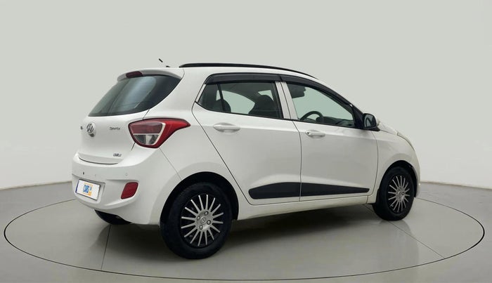 2016 Hyundai Grand i10 SPORTZ 1.2 KAPPA VTVT, Petrol, Manual, 82,760 km, Right Back Diagonal