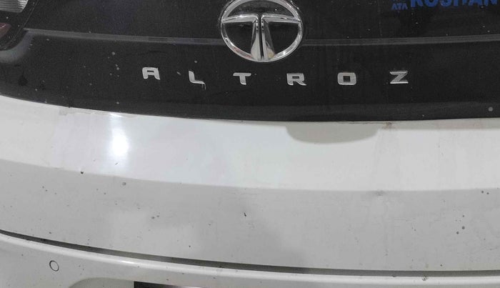 2021 Tata ALTROZ XE PETROL, Petrol, Manual, 65,967 km, Dicky (Boot door) - Slightly rusted