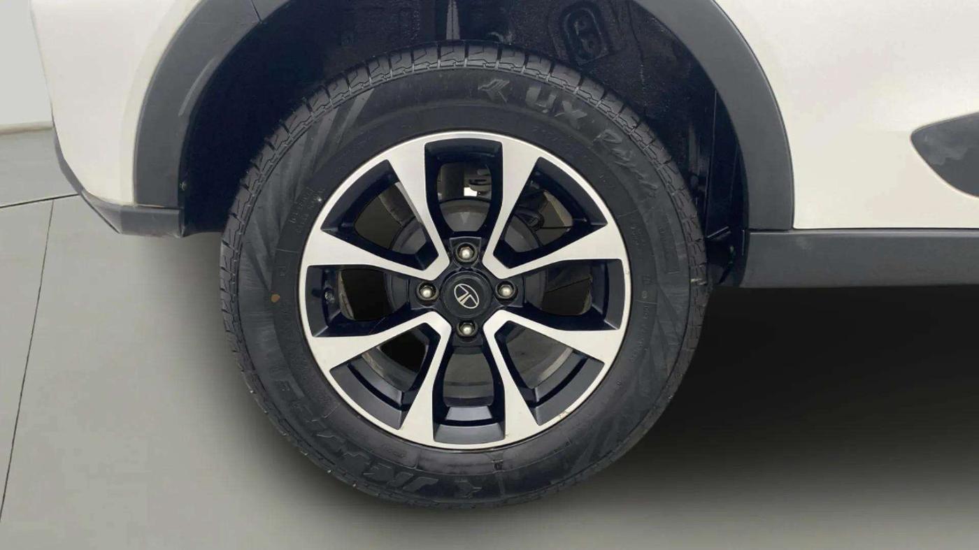 2021 Tata NEXON XZ PLUS DIESEL SUNROOF, Diesel, Manual, 60,253 km, Right Rear Wheel