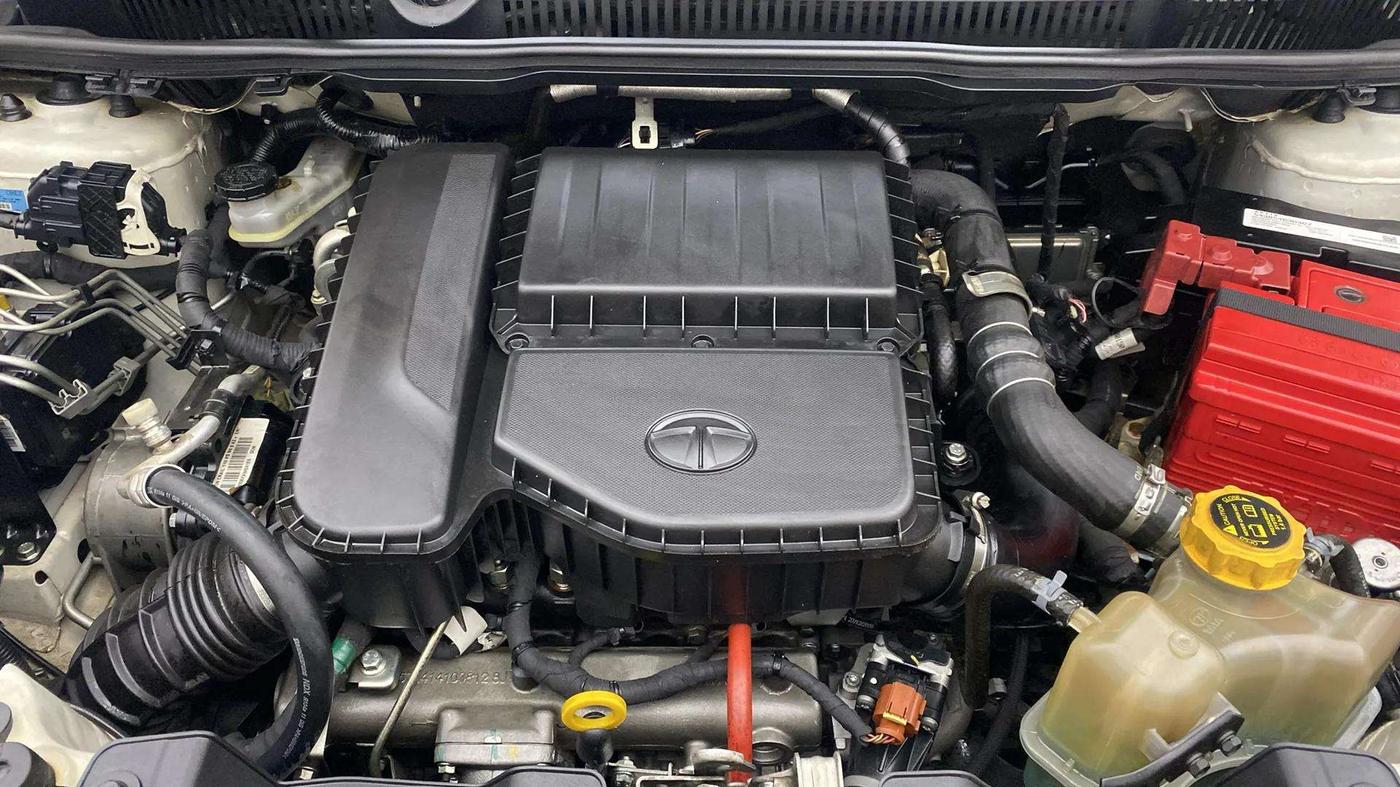 2021 Tata NEXON XZ PLUS DIESEL SUNROOF, Diesel, Manual, 60,253 km, Engine View