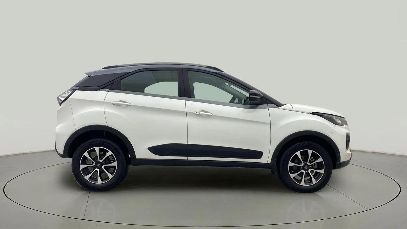 2021 Tata NEXON XZ PLUS DIESEL SUNROOF, Diesel, Manual, 60,253 km, Right Side View