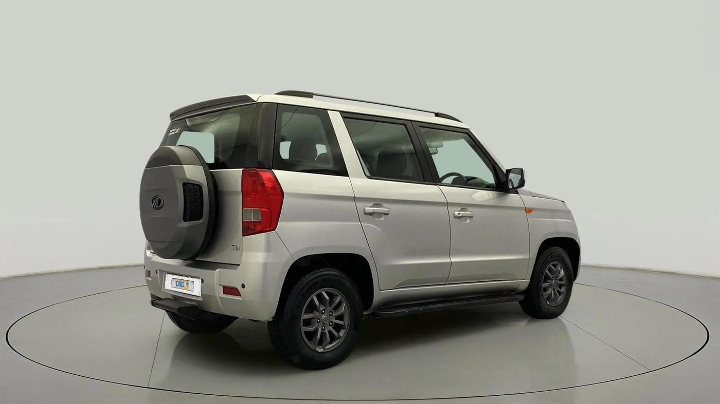 2018 Mahindra TUV300 T10, Diesel, Manual, 8,362 km, Right Back Diagonal