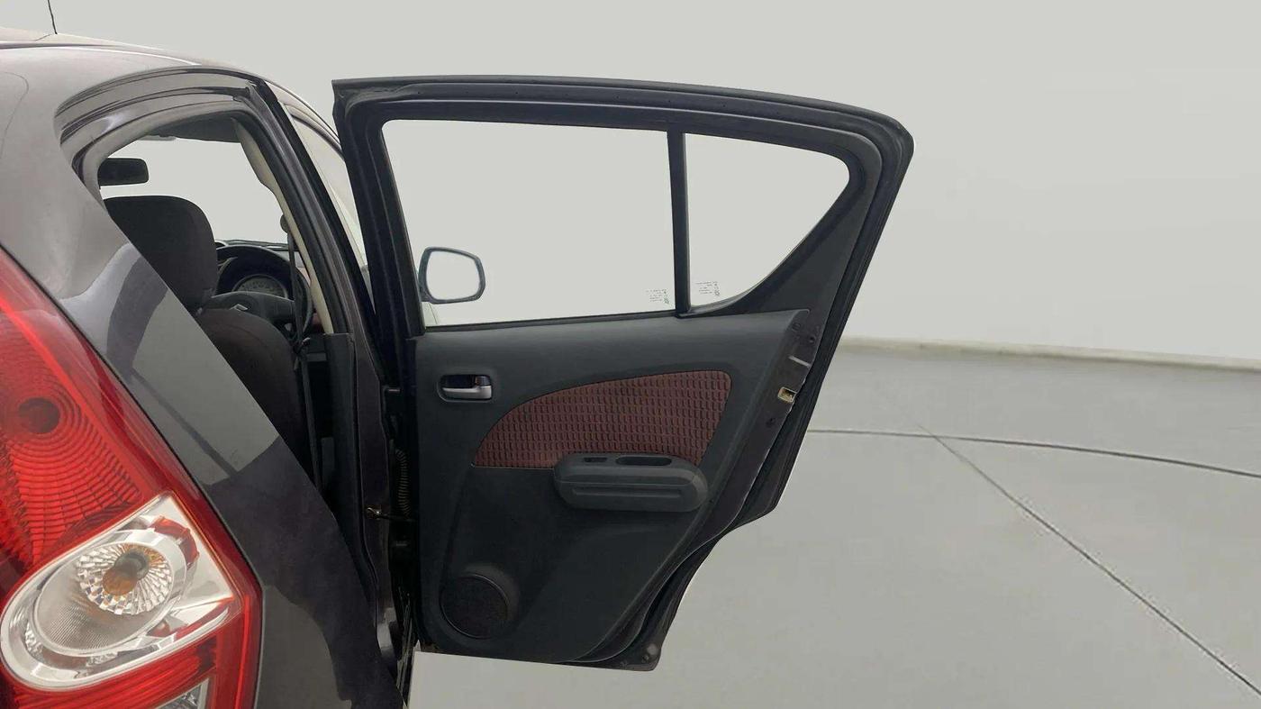 2013 Maruti Ritz VXI, Petrol, Manual, 48,239 km, RHS Rear Door