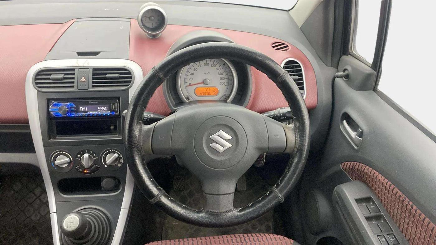2013 Maruti Ritz VXI, Petrol, Manual, 48,239 km, Steering Wheel Close Up