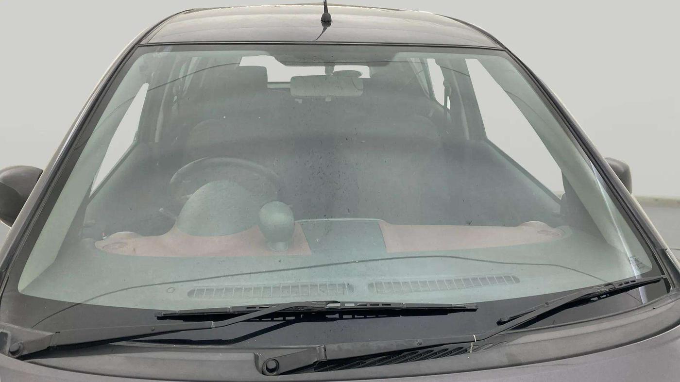 2013 Maruti Ritz VXI, Petrol, Manual, 48,239 km, Front Windshield