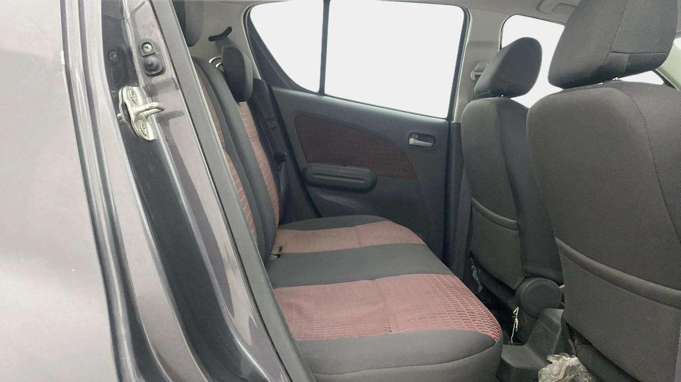 2013 Maruti Ritz VXI, Petrol, Manual, 48,239 km, Right Side Rear Door Cabin