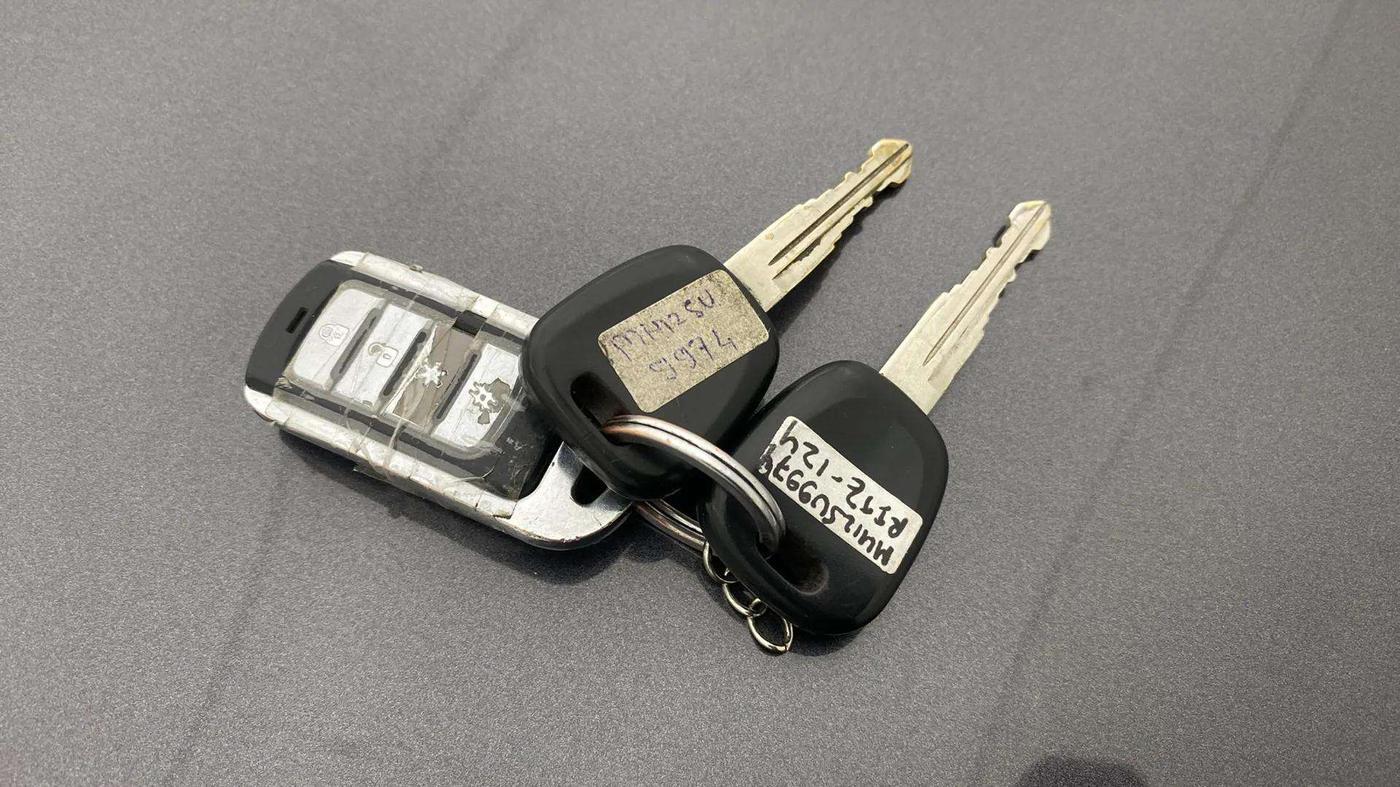 2013 Maruti Ritz VXI, Petrol, Manual, 48,239 km, Key Close Up
