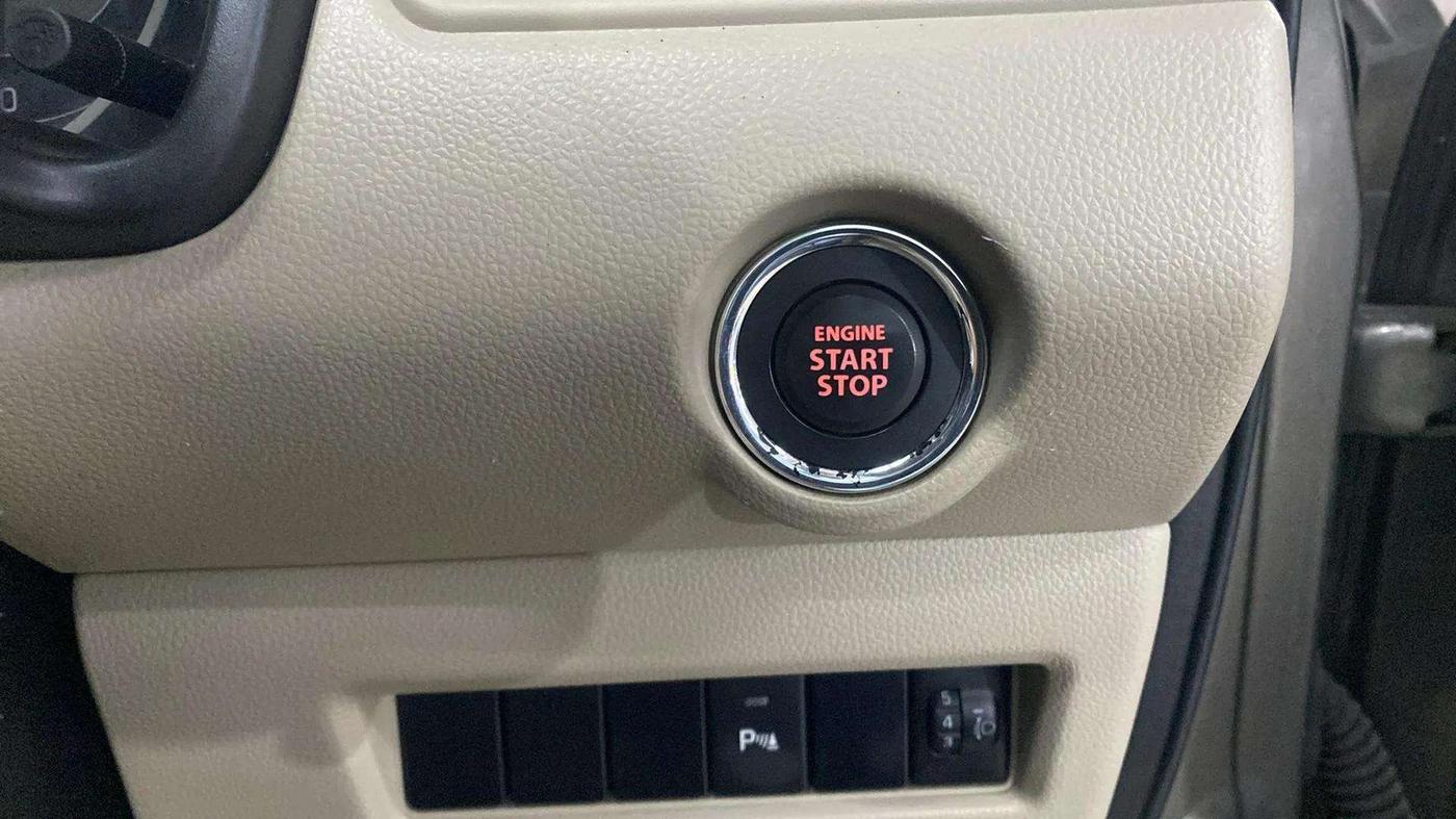 2018 Maruti Dzire ZXI, Petrol, Manual, 32,719 km, Keyless Start/ Stop Button