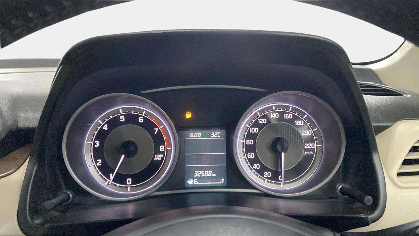 2018 Maruti Dzire ZXI, Petrol, Manual, 32,719 km, Odometer Image