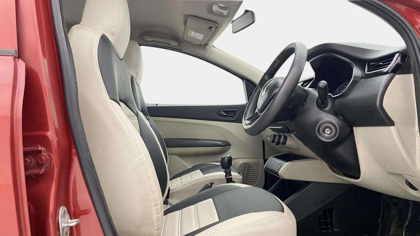2020 Renault TRIBER RXL MT, Petrol, Manual, 66,951 km, Right Side Front Door Cabin