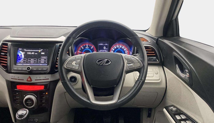 2022 Mahindra XUV300 W8 1.5 DIESEL, Diesel, Manual, 35,138 km, Steering Wheel Close Up