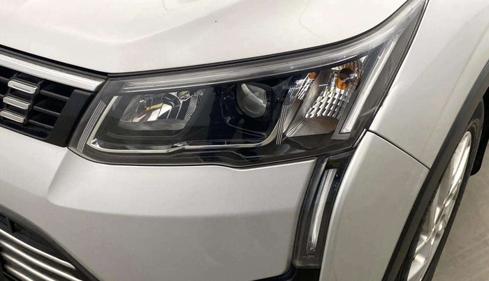 2022 Mahindra XUV300 W8 1.5 DIESEL, Diesel, Manual, 35,138 km, Left headlight - Minor scratches