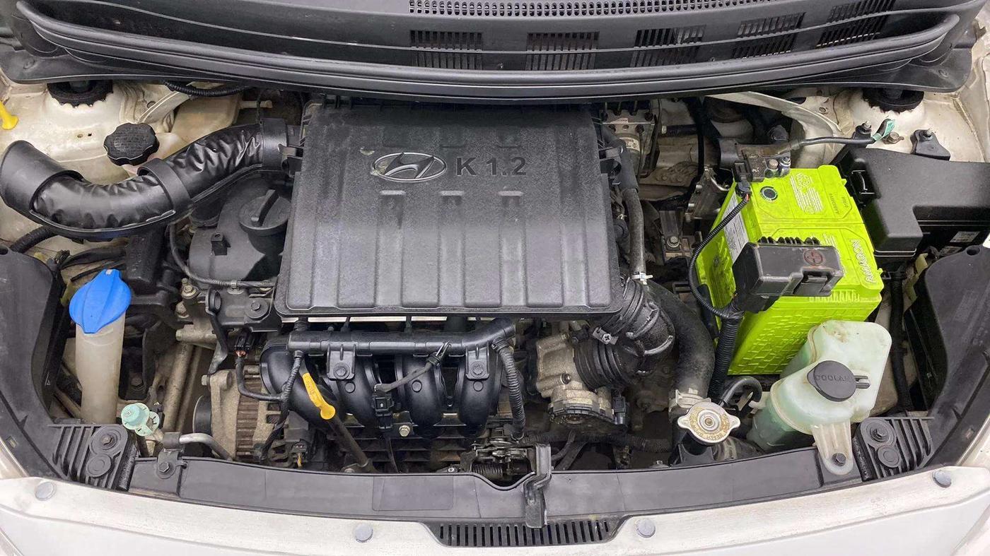 2020 Hyundai Grand i10 MAGNA 1.2 KAPPA VTVT, Petrol, Manual, 39,400 km, Engine View