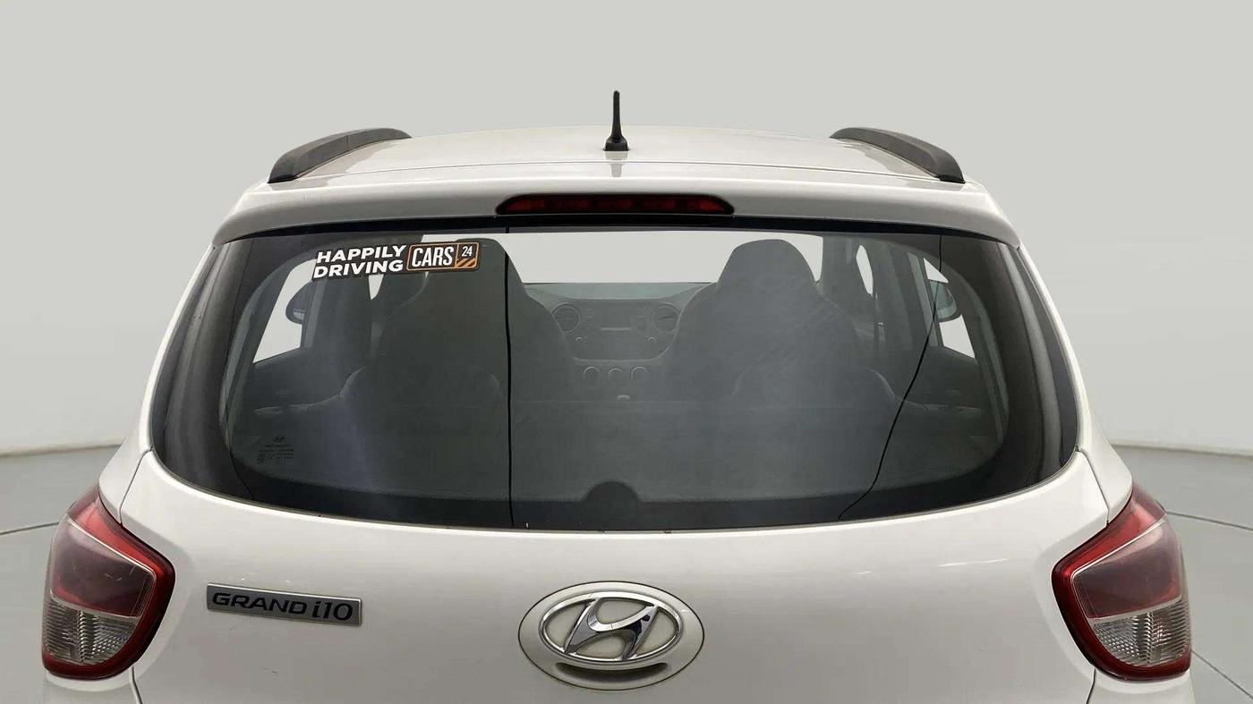 2020 Hyundai Grand i10 MAGNA 1.2 KAPPA VTVT, Petrol, Manual, 39,400 km, Rear Windshield