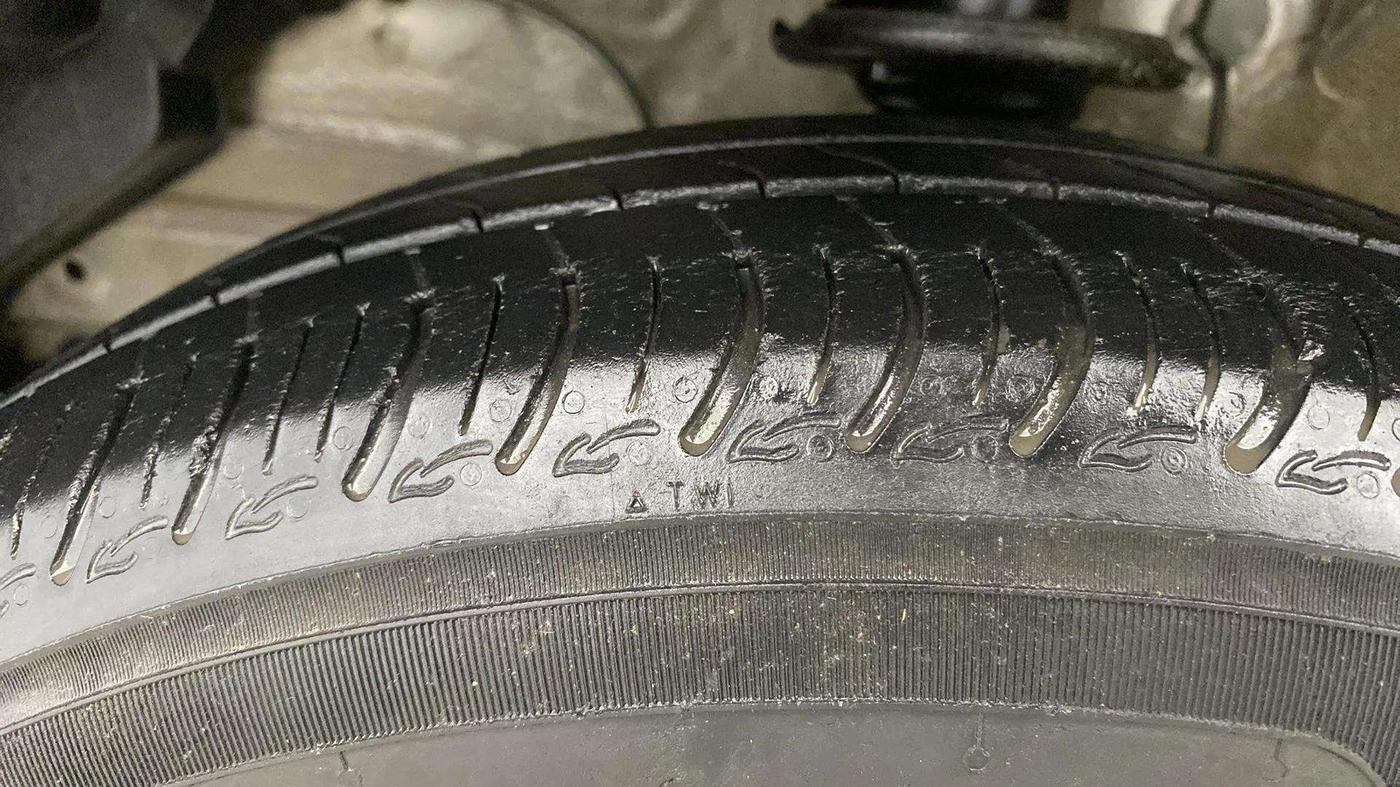 2021 Maruti S PRESSO VXI CNG, CNG, Manual, 26,884 km, Left Front Tyre Tread