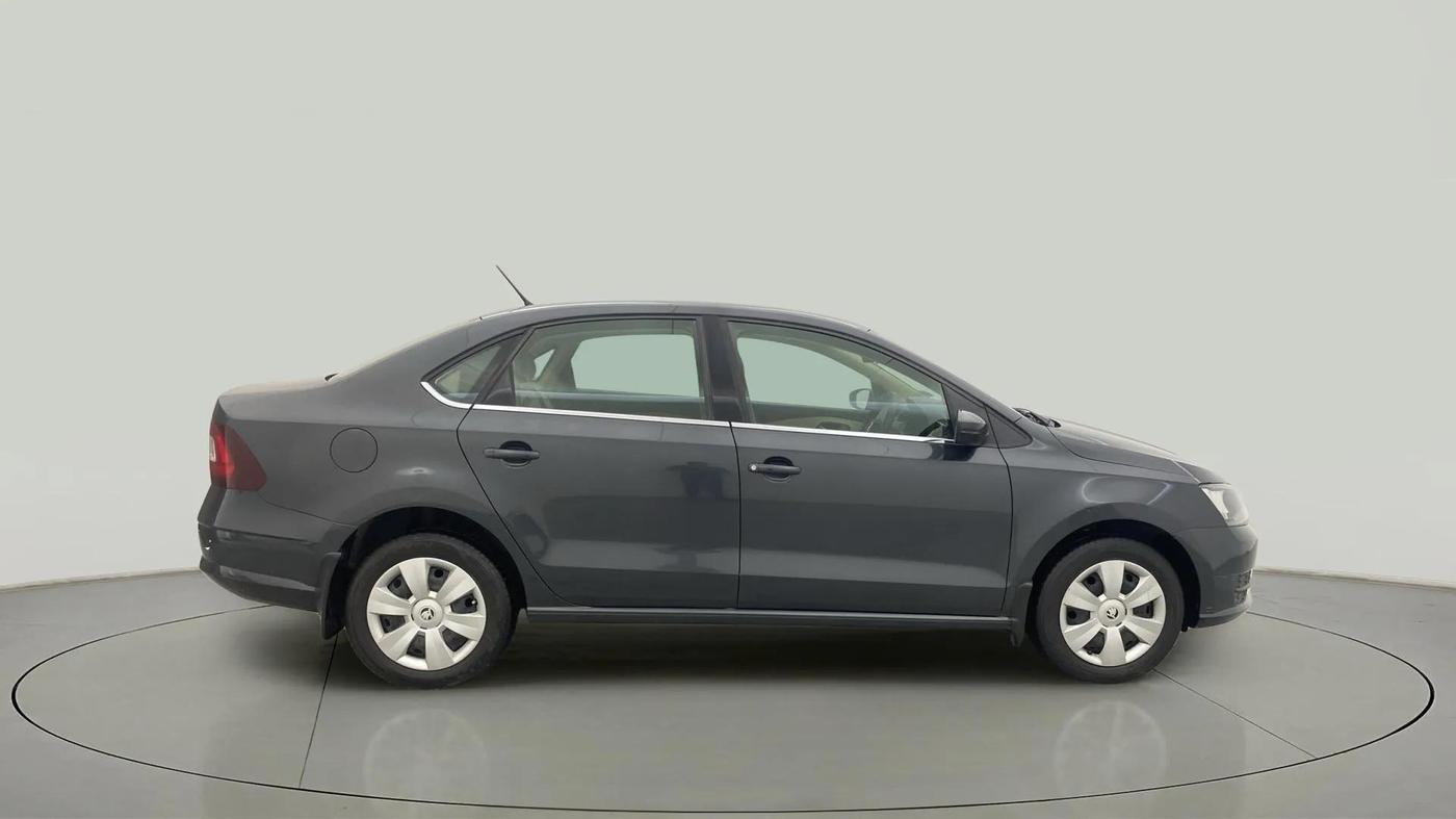 2021 Skoda Rapid ACTIVE 1.0 TSI AT, Petrol, Automatic, 46,883 km, Right Side View