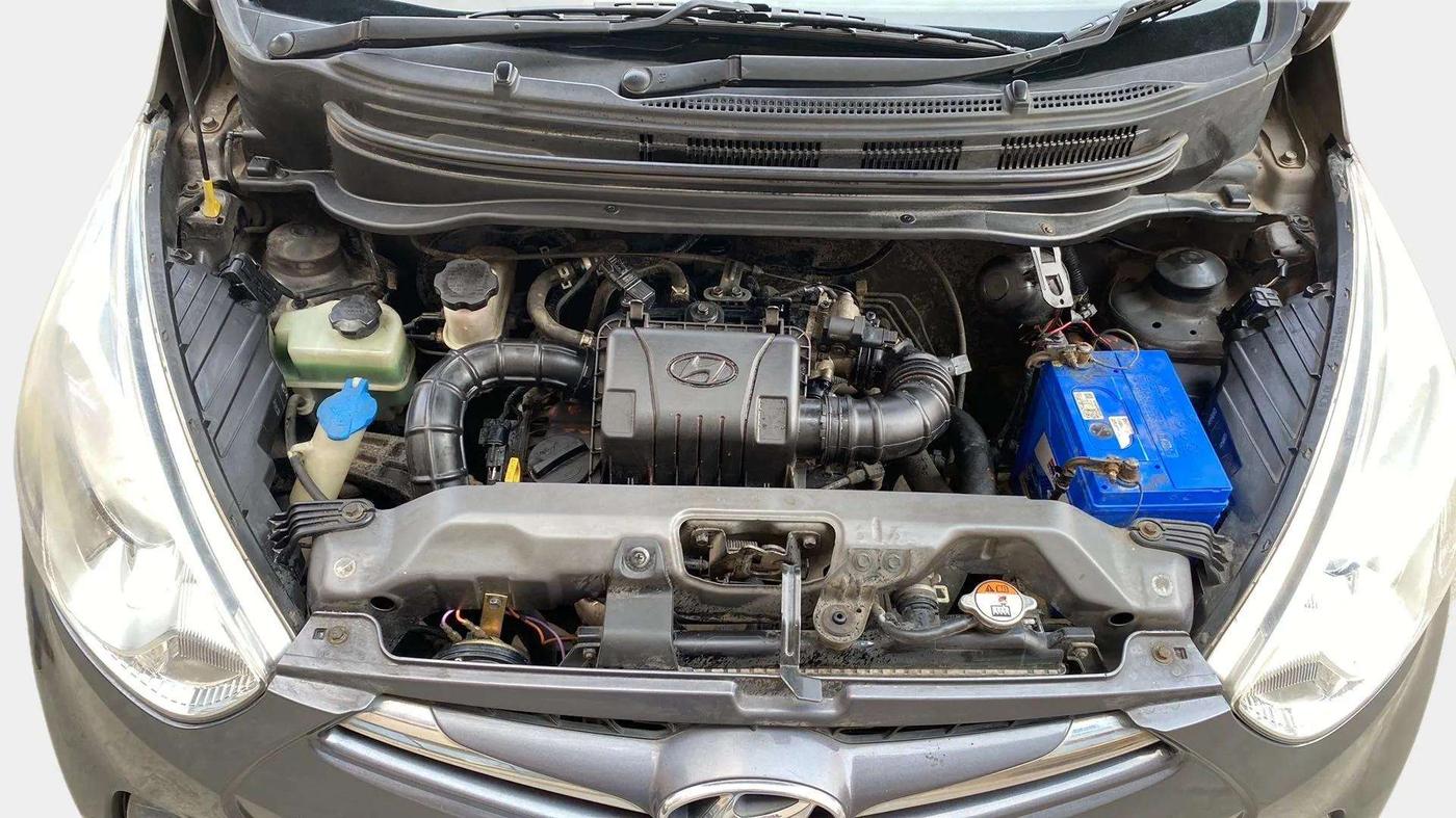 2018 Hyundai Eon MAGNA +, Petrol, Manual, 38,383 km, Open Bonet