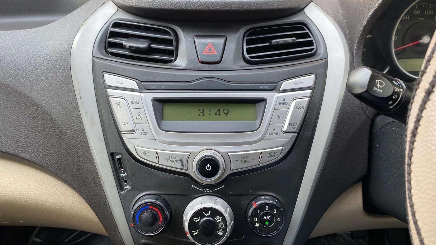 2018 Hyundai Eon MAGNA +, Petrol, Manual, 38,383 km, Air Conditioner