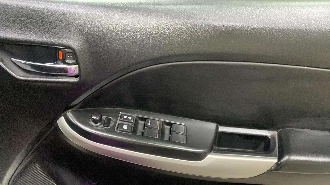 2018 Maruti Baleno ALPHA PETROL 1.2, Petrol, Manual, 61,666 km, Driver Side Door Panels Control