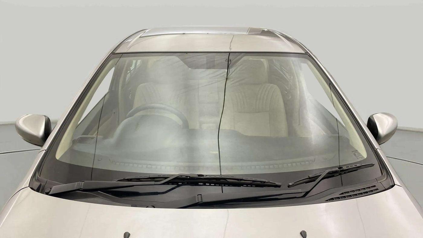 2018 Maruti Ciaz DELTA 1.5 SHVS MT PETROL, Petrol, Manual, 34,749 km, Front Windshield