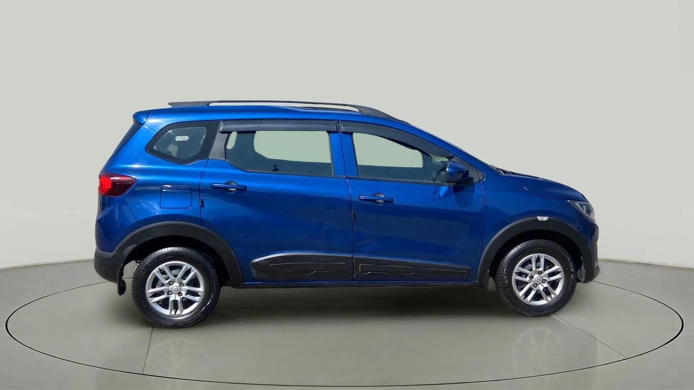 2021 Renault TRIBER RXL MT, Petrol, Manual, 20,614 km, Right Side View