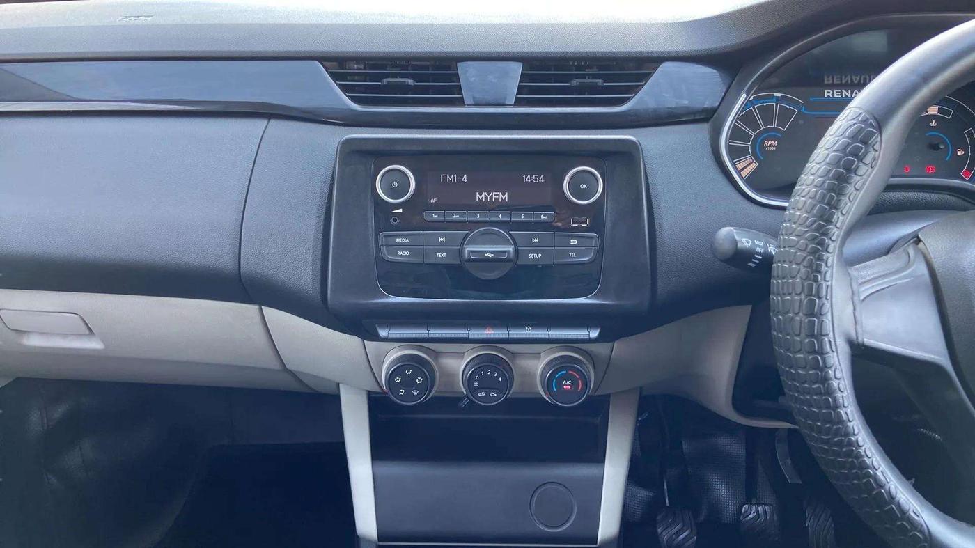 2021 Renault TRIBER RXL MT, Petrol, Manual, 20,614 km, Air Conditioner