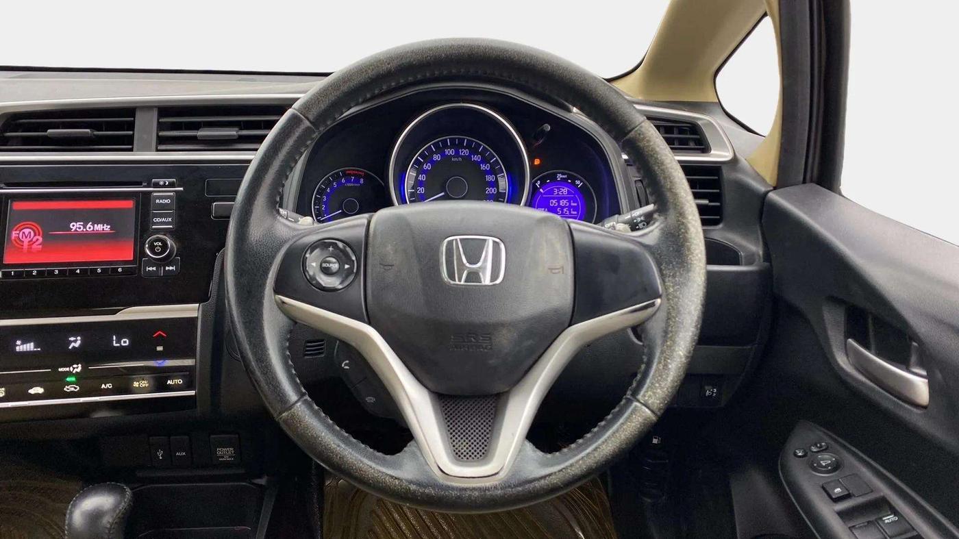2016 Honda Jazz 1.2L I-VTEC V AT, Petrol, Automatic, 51,940 km, Steering Wheel Close Up