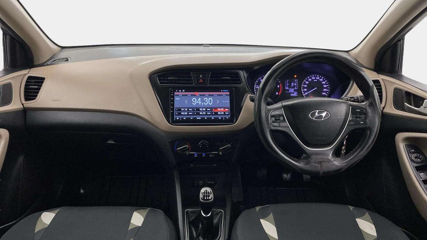 2017 Hyundai Elite i20 SPORTZ 1.4 CRDI, Diesel, Manual, 90,211 km, Dashboard