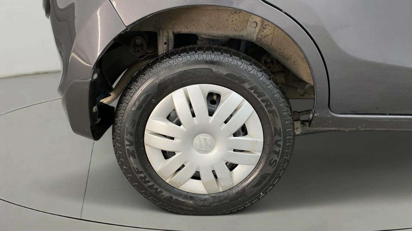 2017 Maruti Alto 800 LXI CNG O, CNG, Manual, 25,499 km, Right Rear Wheel