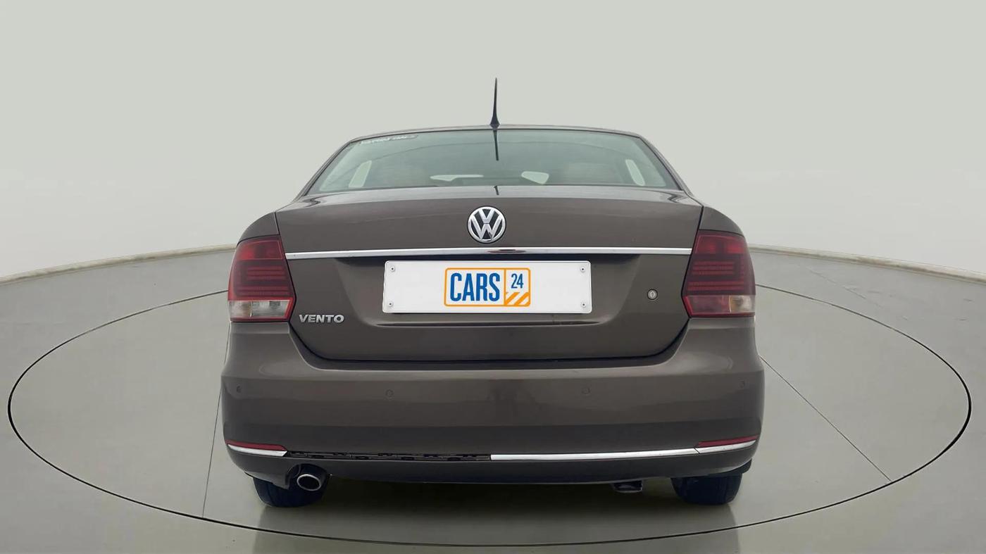 2016 Volkswagen Vento HIGHLINE 1.6 MPI, Petrol, Manual, 62,552 km, Back/Rear