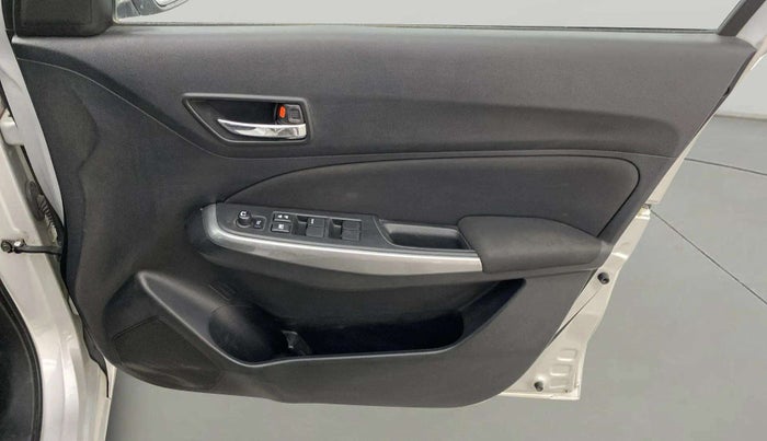 2019 Maruti Swift ZXI, Petrol, Manual, 29,270 km, Driver Side Door Panels Control