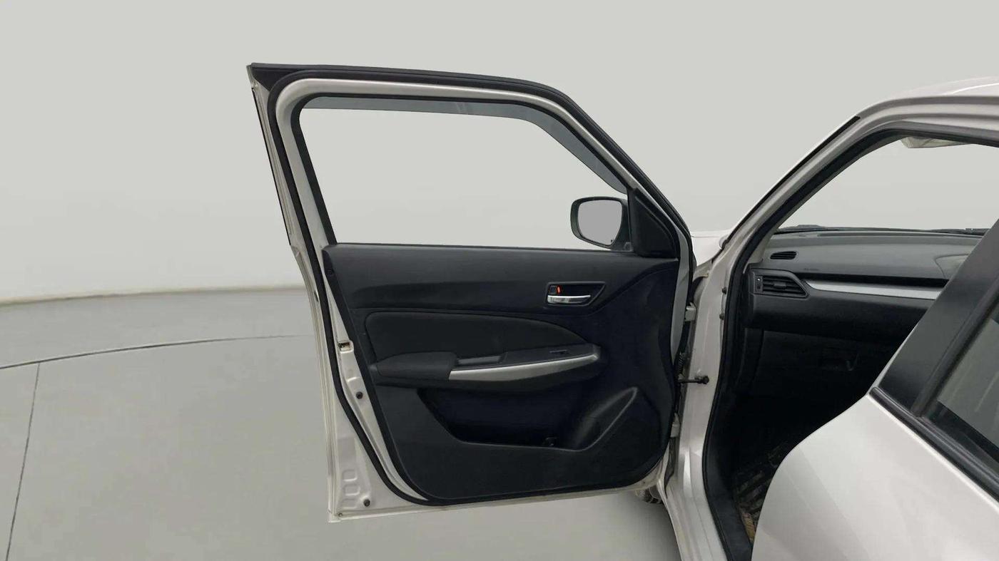 2019 Maruti Swift ZXI, Petrol, Manual, 29,270 km, LHS Front Door