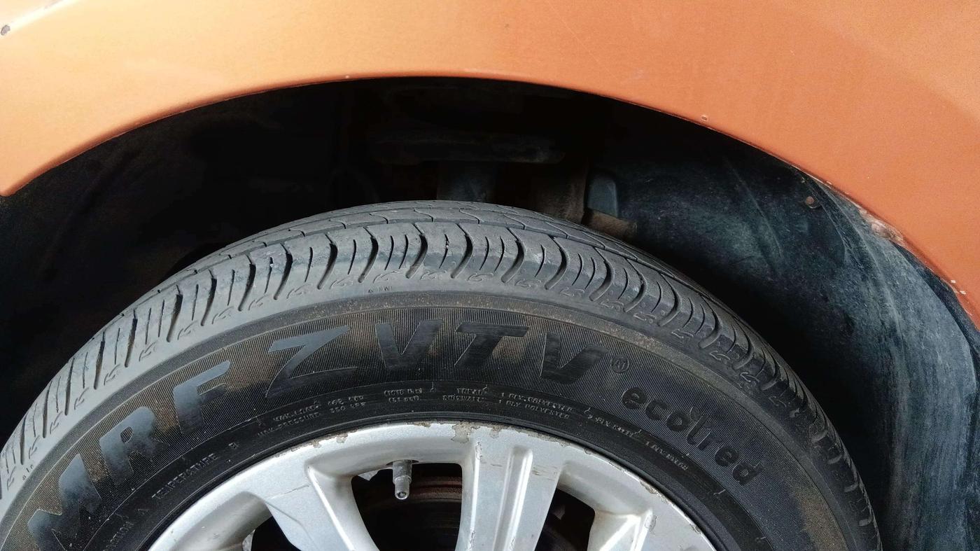 2017 Tata Tiago XZA PETROL, Petrol, Automatic, 65,823 km, Left Front Tyre Tread