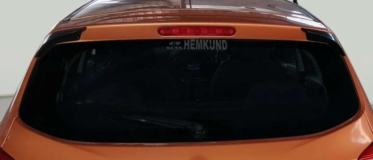 2017 Tata Tiago XZA PETROL, Petrol, Automatic, 65,823 km, Rear Windshield