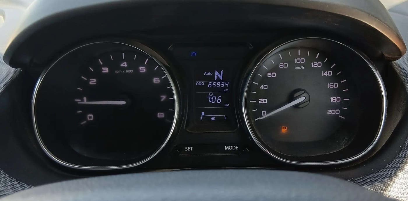 2017 Tata Tiago XZA PETROL, Petrol, Automatic, 65,823 km, Odometer Image