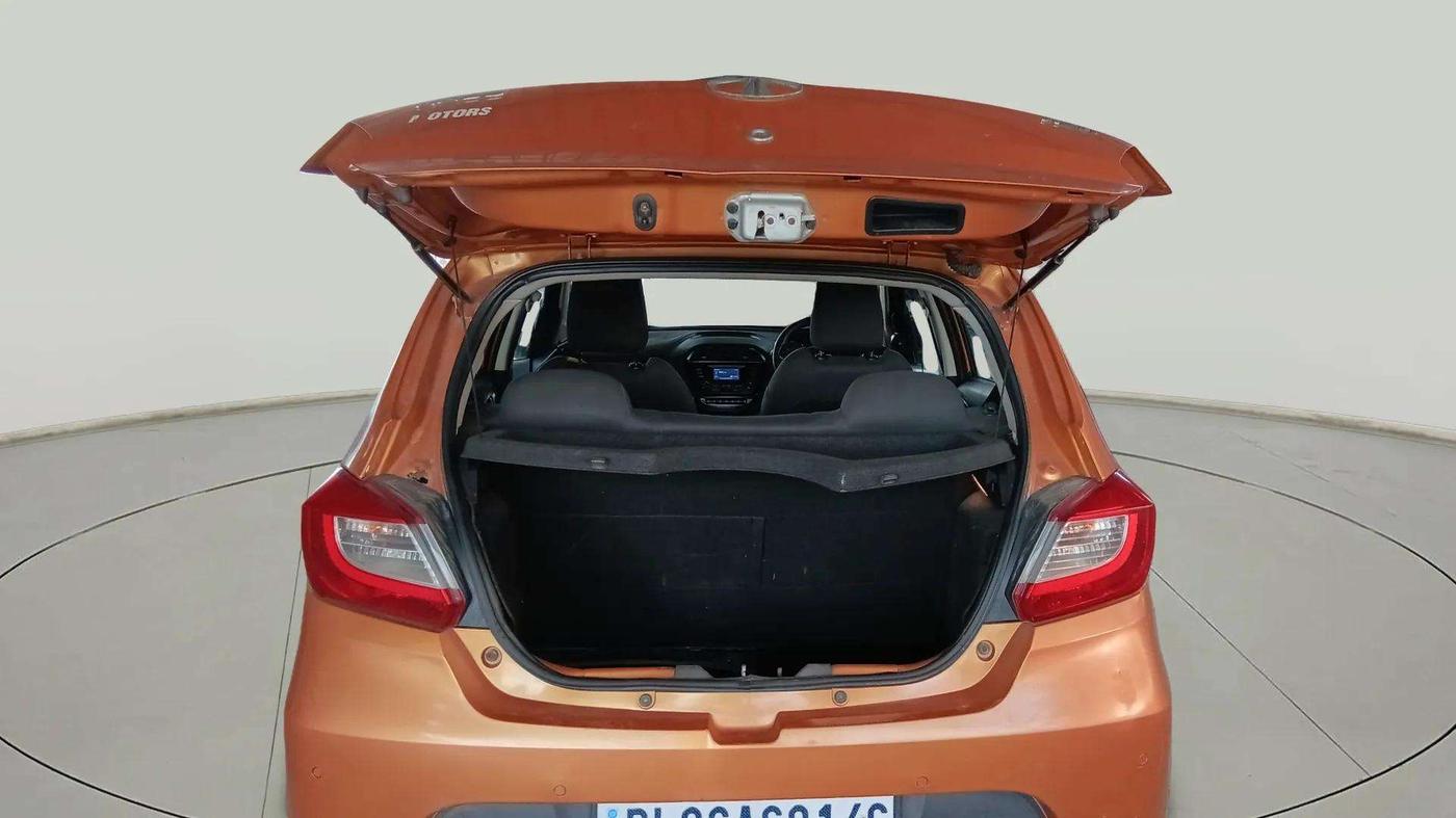 2017 Tata Tiago XZA PETROL, Petrol, Automatic, 65,823 km, Boot Door Open