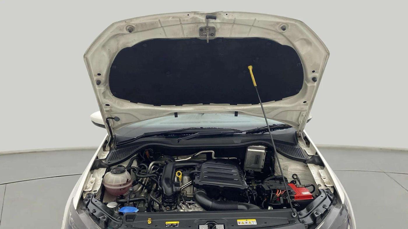 2020 Volkswagen Polo HIGHLINE PLUS 1.0L TSI AT, Petrol, Automatic, 14,948 km, Open Bonet