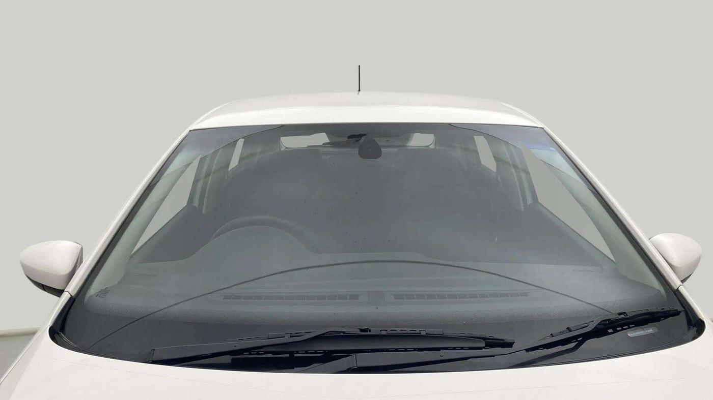 2020 Volkswagen Polo HIGHLINE PLUS 1.0L TSI AT, Petrol, Automatic, 14,948 km, Front Windshield