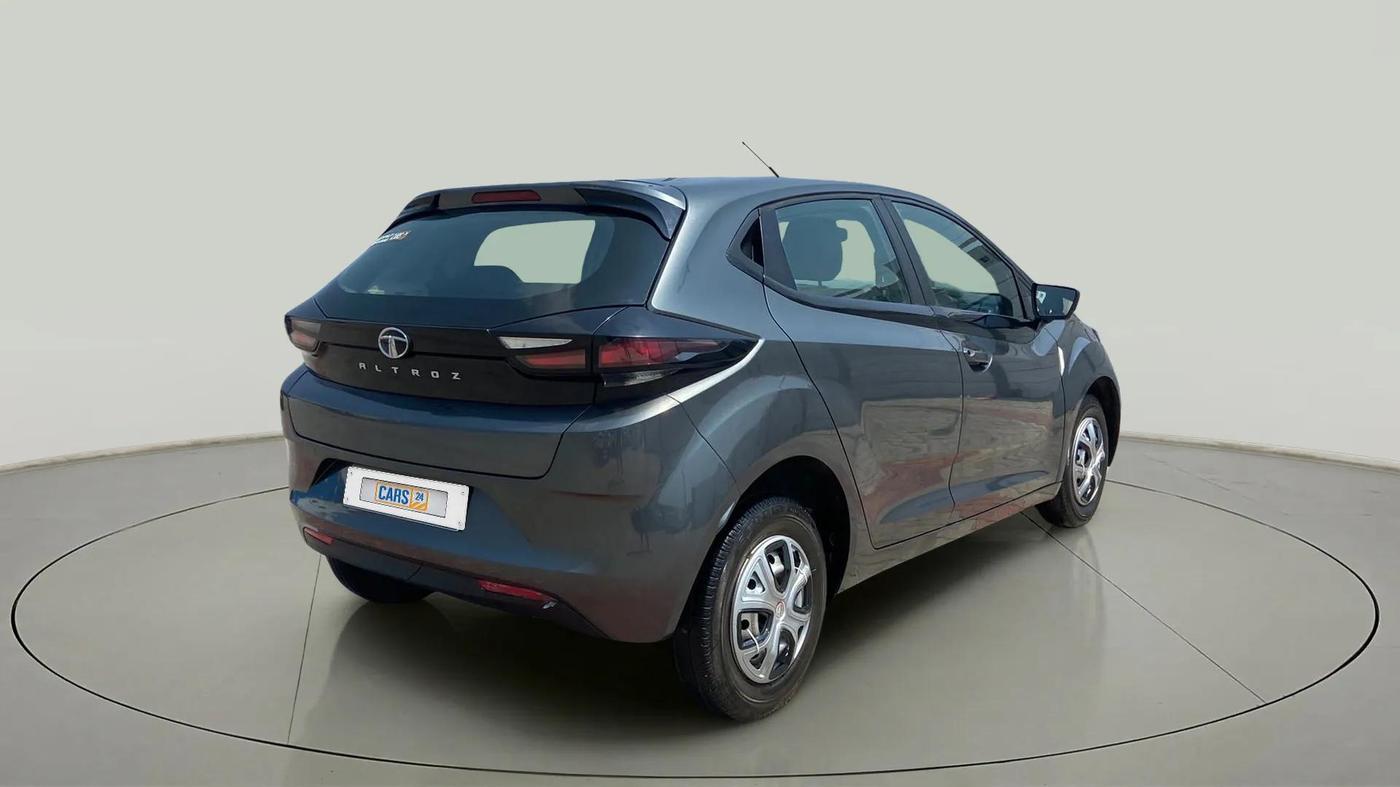 2022 Tata ALTROZ XE PLUS DIESEL, Diesel, Manual, 20,484 km, Right Back Diagonal