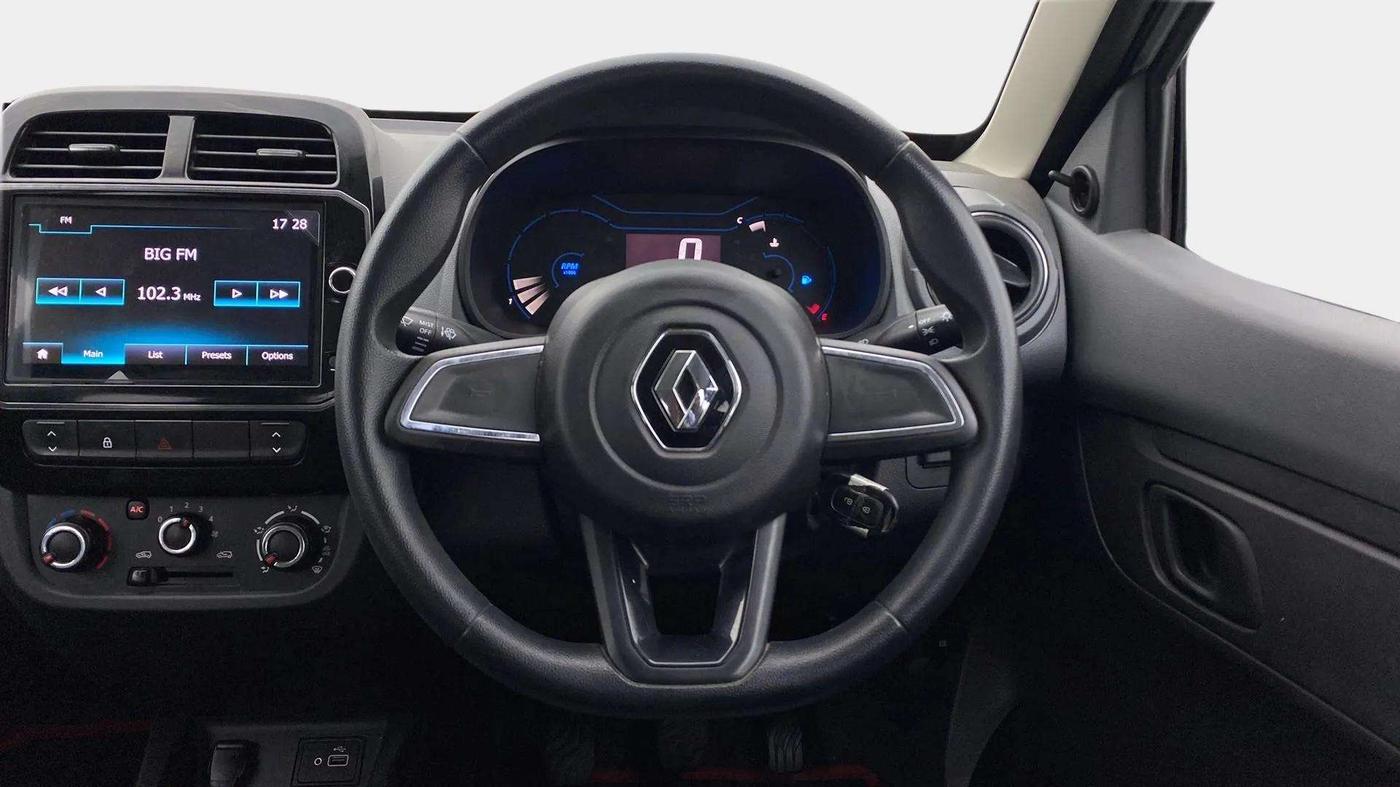 2021 Renault Kwid RXT 1.0 (O), Petrol, Manual, 34,526 km, Steering Wheel Close Up